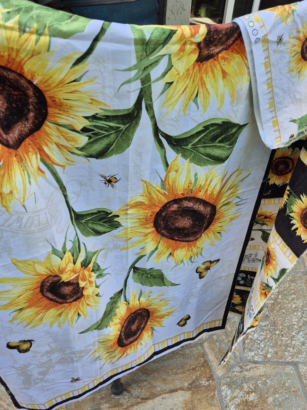 Sundance Meadow  Wall Quilt Kit Designed By Nancy Mink - Sunflower Days. - Picture 2 of 7
